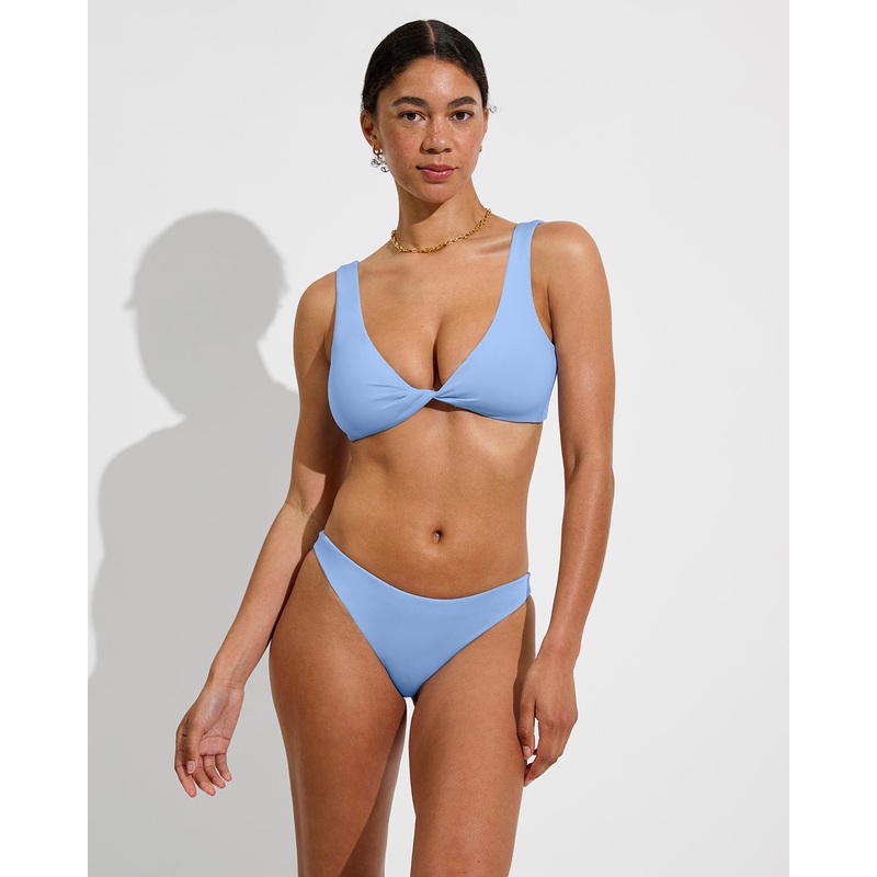Twisted Plunge Top D - Blue Skies