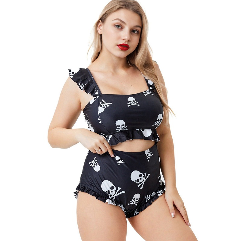 [Plus Size] Black 1980s Gothic Skull Print Ruffles Bikini Set